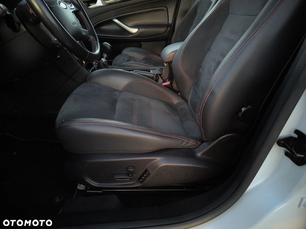 Ford Mondeo 2.2 TDCi Titanium S - 10