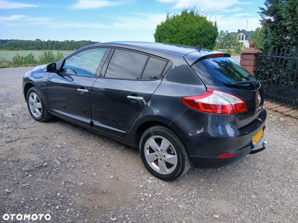 Renault Megane 1.6 16V 110 Dynamique - 12