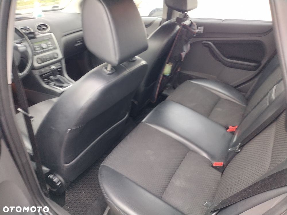 Ford Focus - 1