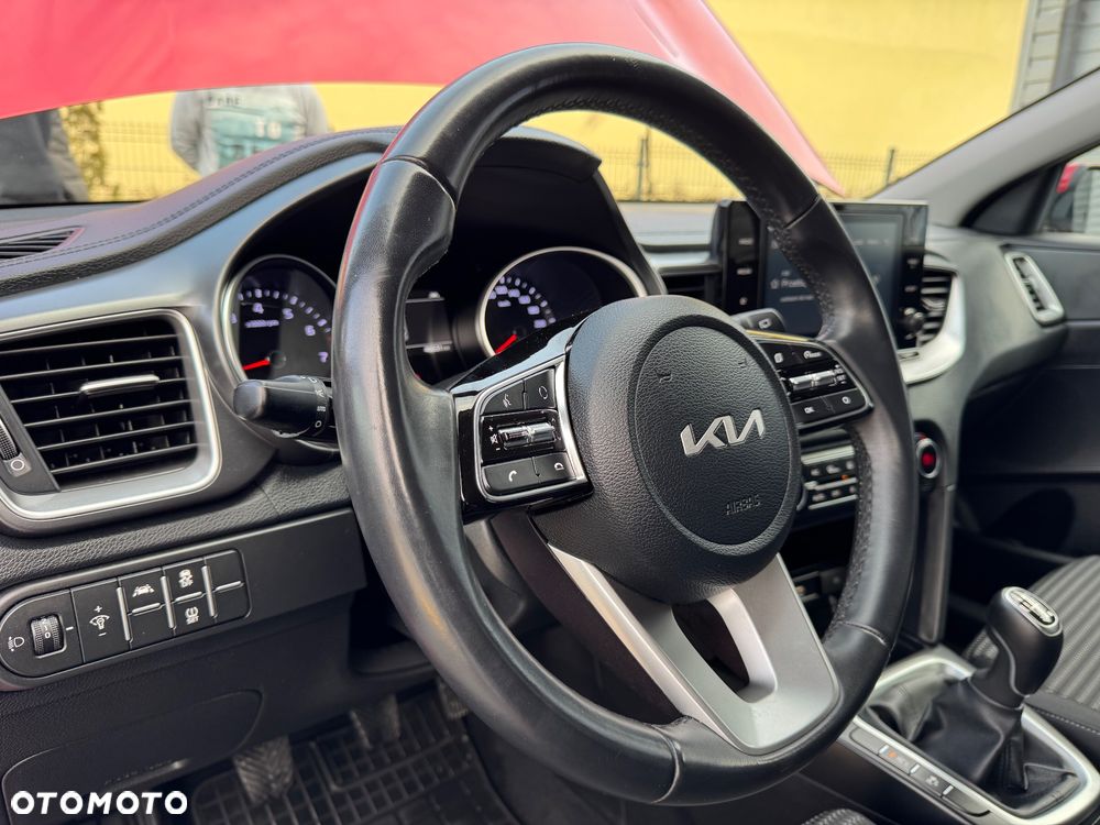 Kia XCeed 1.5 T-GDI OPF VISION - 27