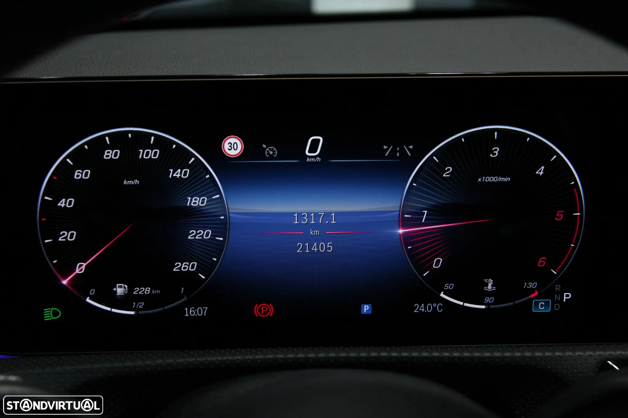 Mercedes-Benz A 200 d AMG Line Aut. - 25