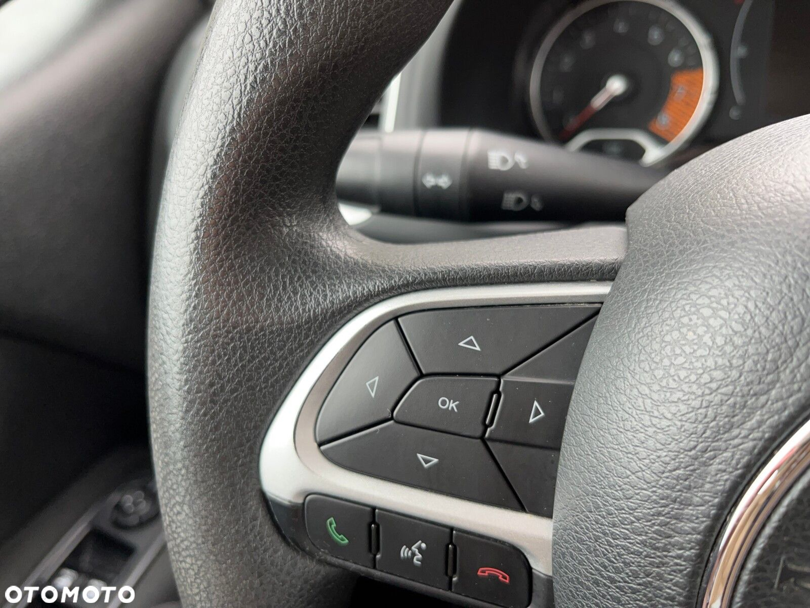 Jeep Renegade - 24
