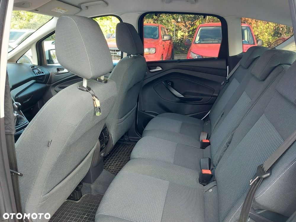 Ford C-MAX - 11