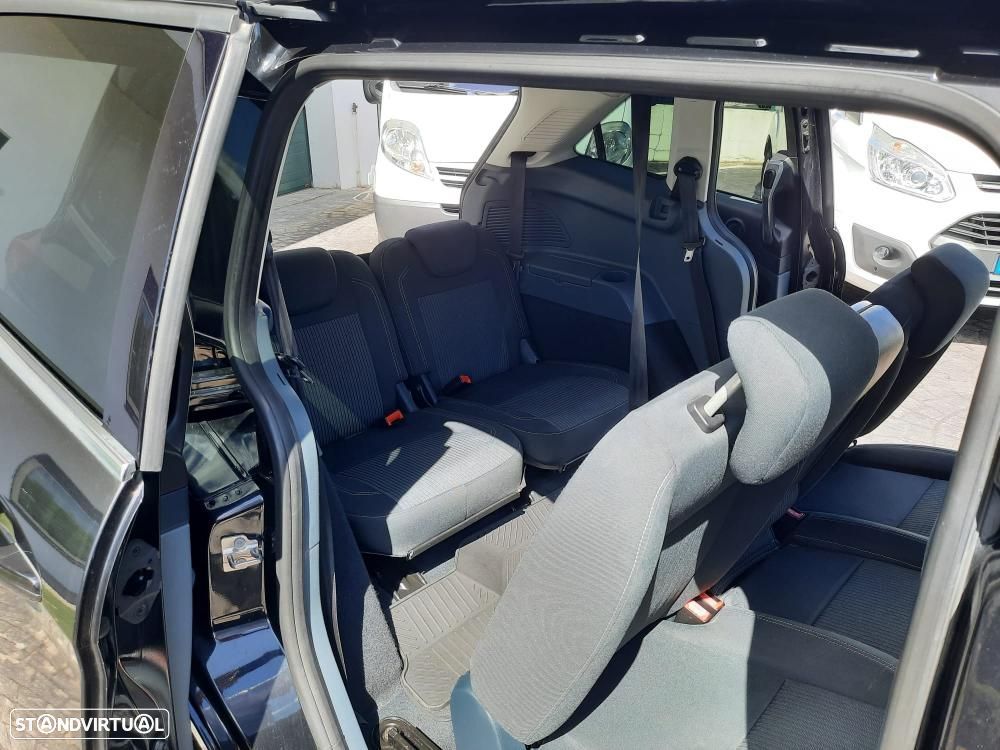 Ford C-Max 1.6 TDCi Titanium - 21