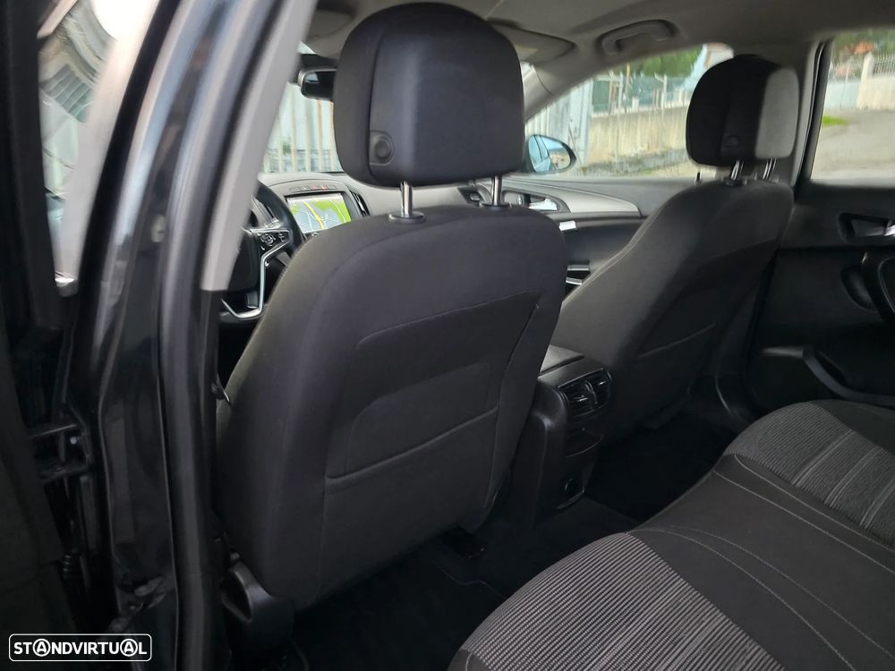 Opel Insignia Sports Tourer 1.6 CDTi Executive S/S - 18