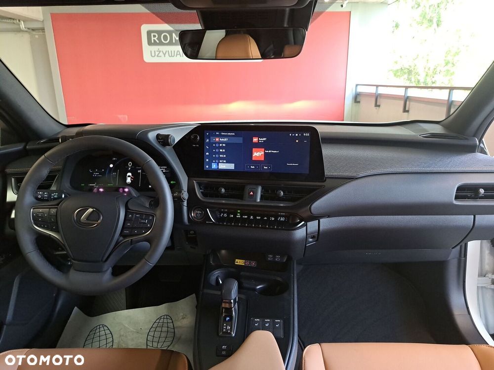 Lexus UX 300h F Sport Design - 15