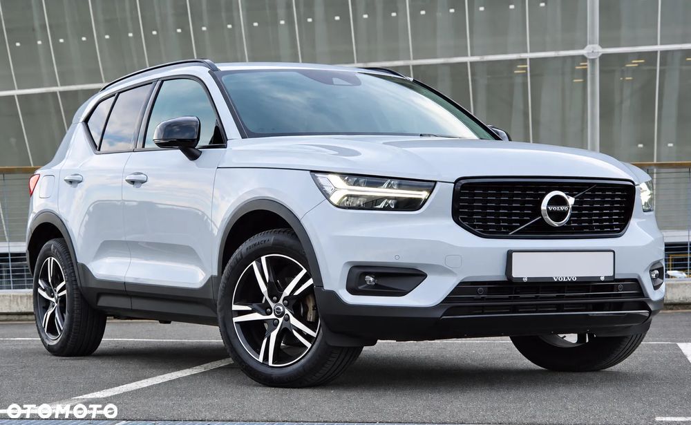 Volvo XC 40 T3 R-Design - 13