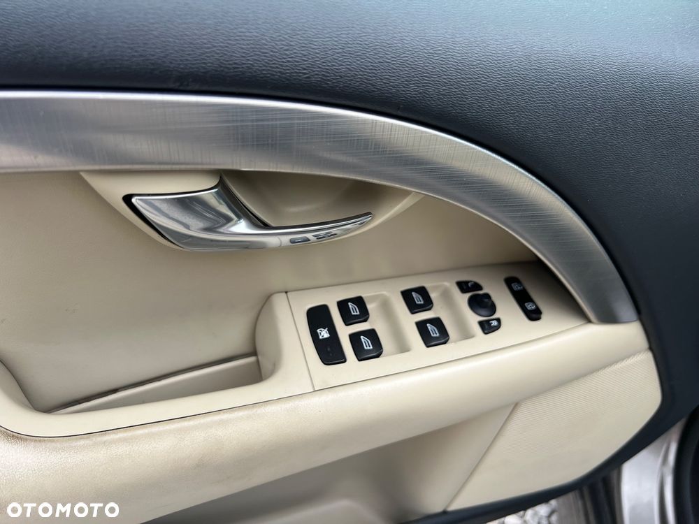 Volvo S80 - 10
