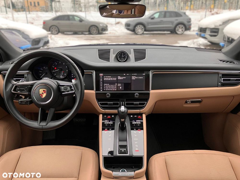 Porsche Macan - 23