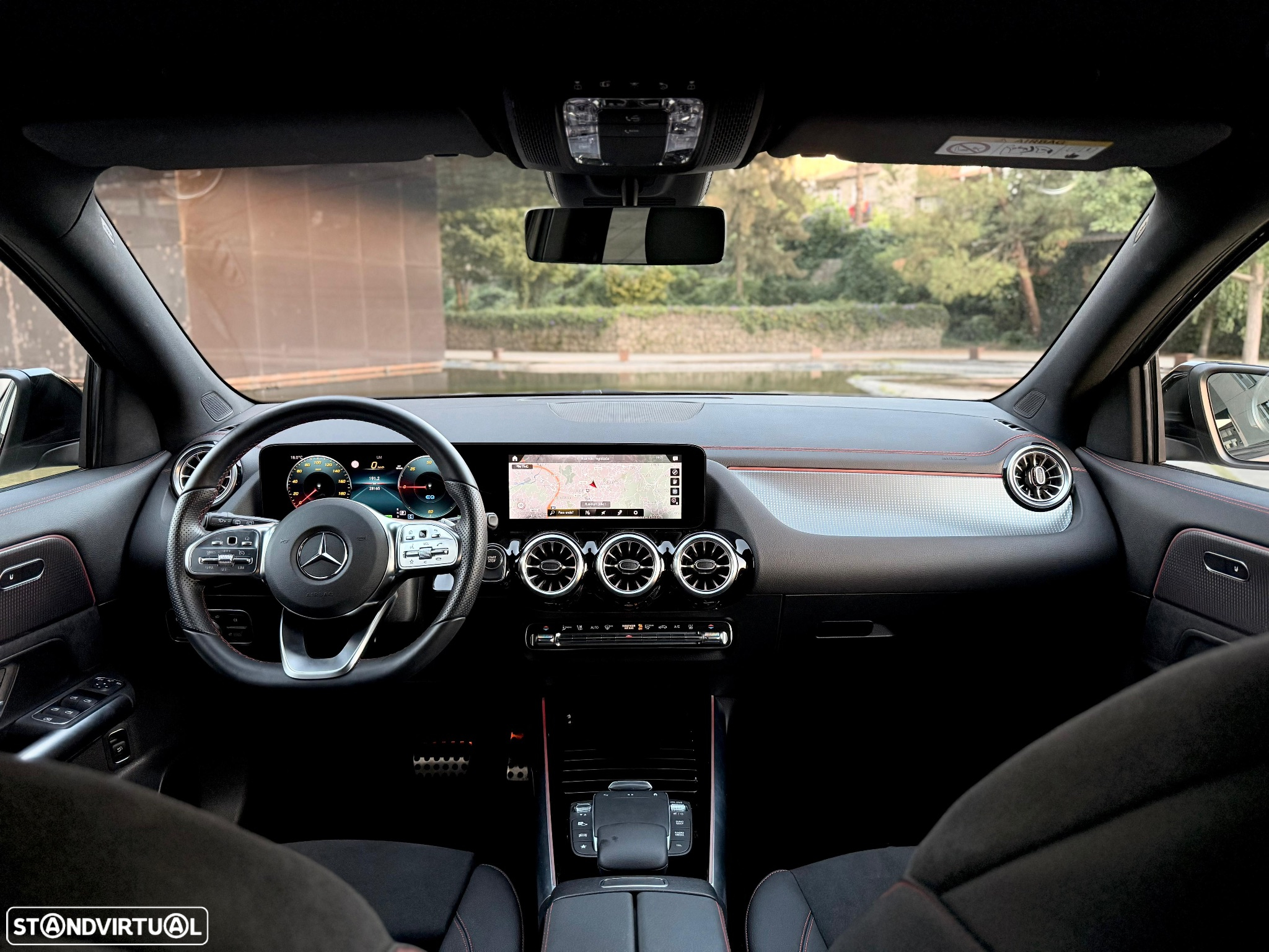 Mercedes-Benz EQA 300 4Matic AMG Line - 14