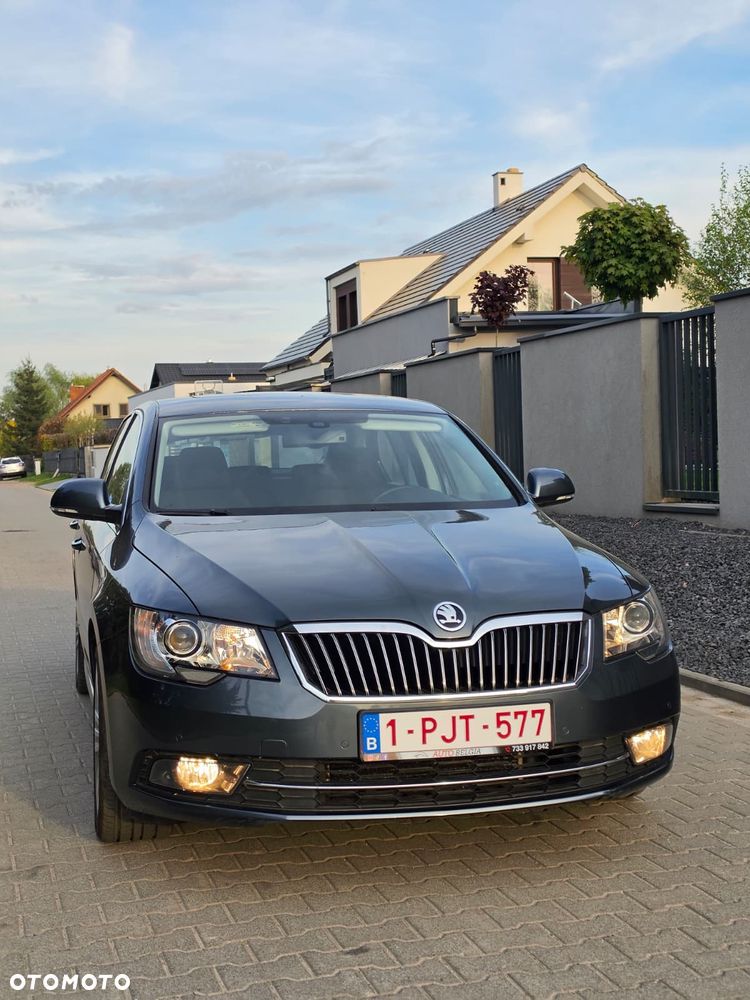 Skoda Superb 1.6 TDI Ambition - 4