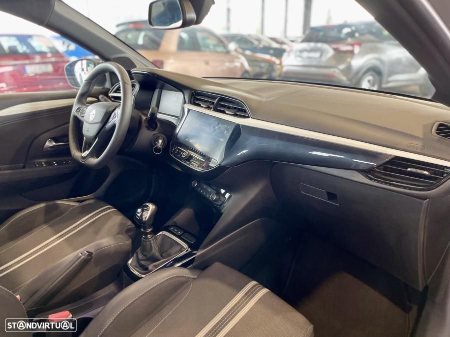 Opel Corsa 1.2 T GS - 27