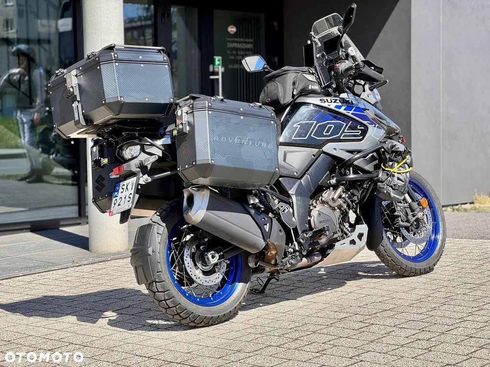 Suzuki V-STROM - 4