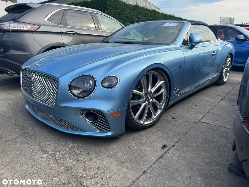 Bentley Continental GT New Convertible V8 - 1