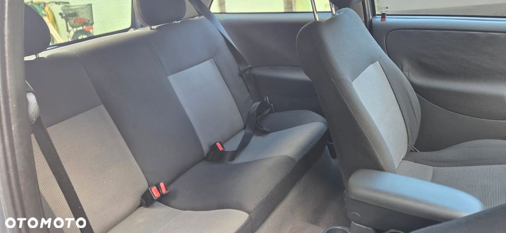 Opel Corsa - 17