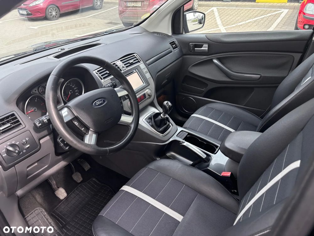 Ford Kuga 2.0 TDCi Titanium - 8