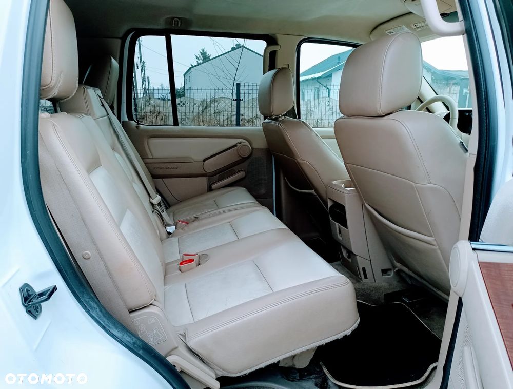 Ford Explorer 4.0 4WD - 18