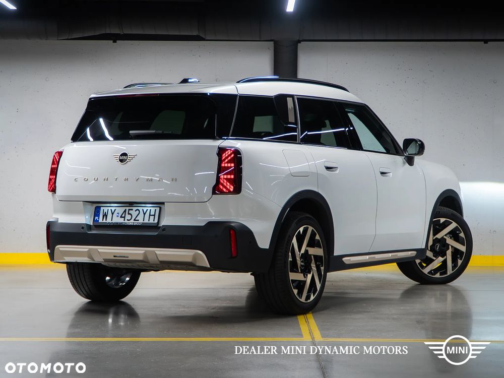 MINI Countryman C Favoured Trim - 4