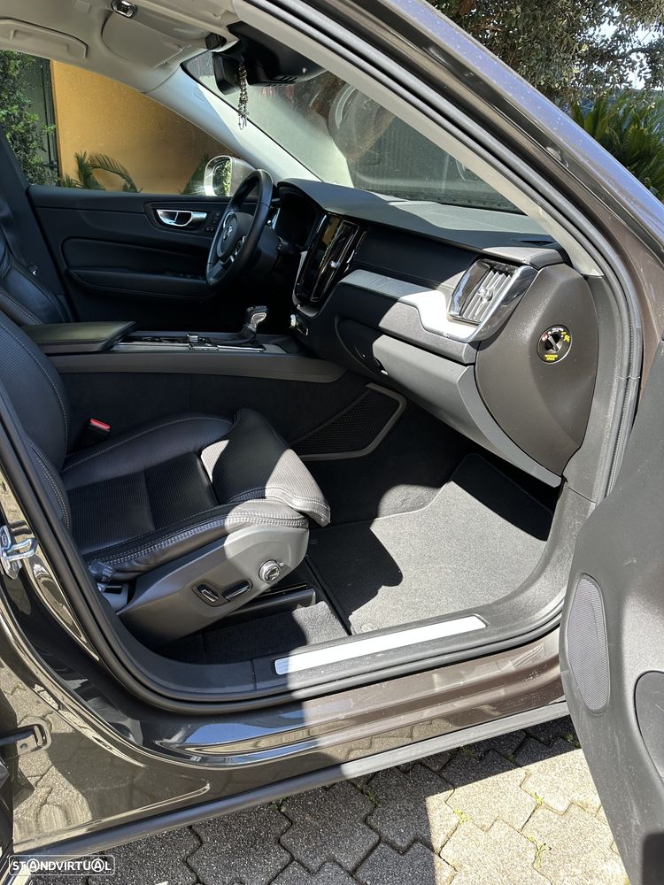 Volvo XC 60 2.0 D4 Inscription Geartronic - 19