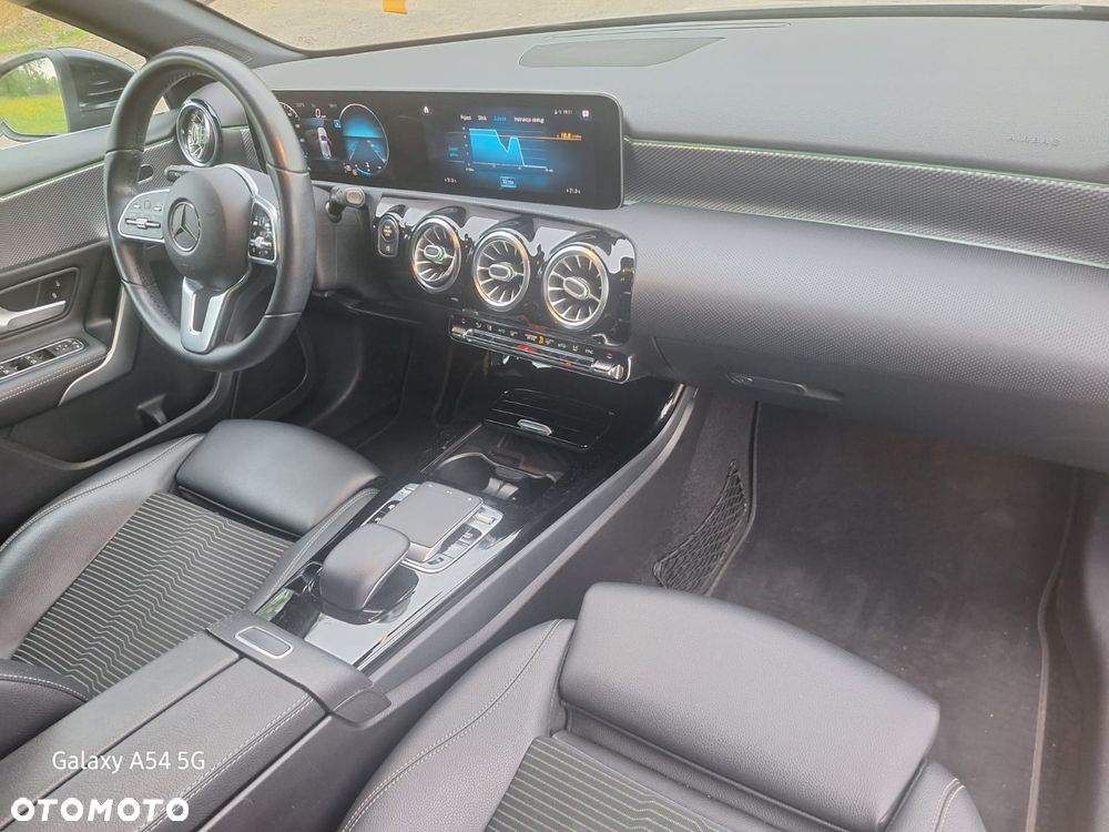 Mercedes-Benz Klasa A 200 AMG Line 7G-DCT - 16