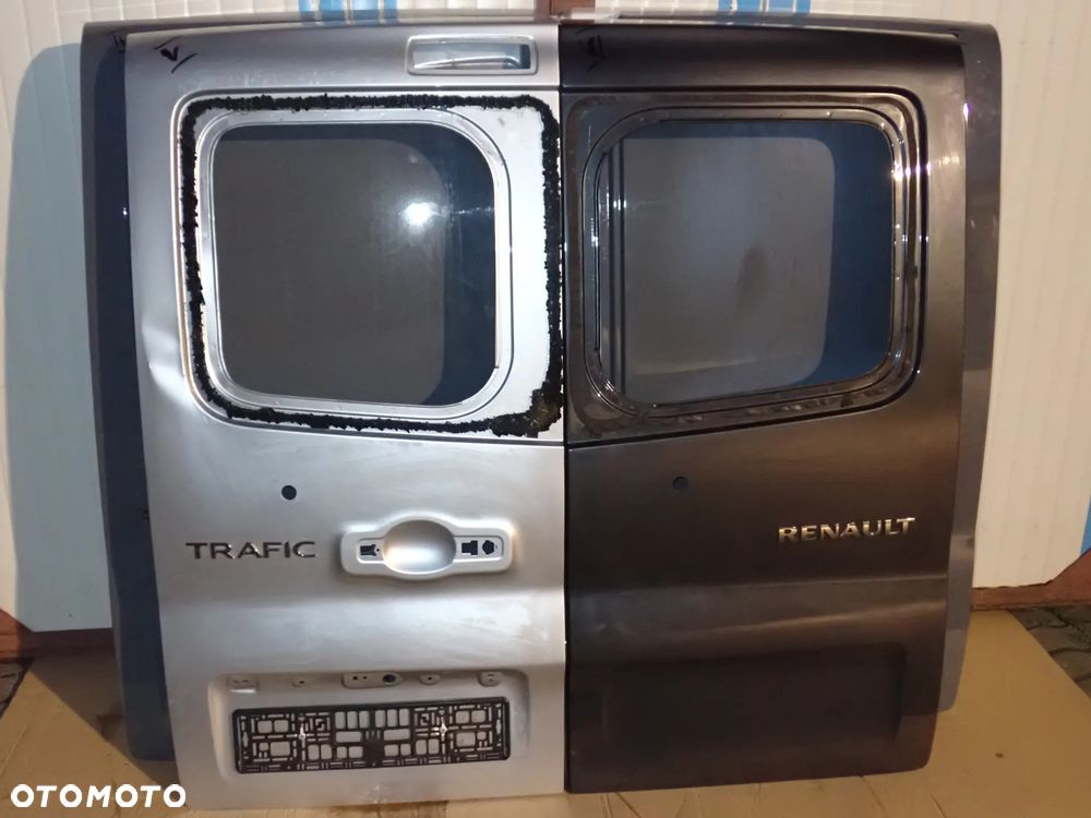 Trafic 3 VivaroB Talento NV300 Drzwi Tylne - 24