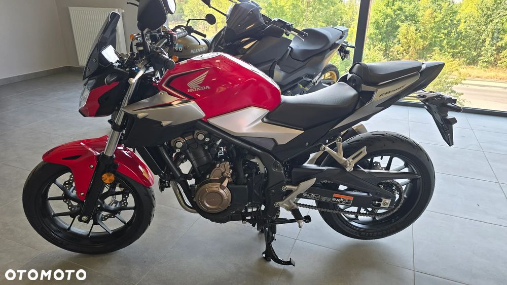 Honda CB - 1