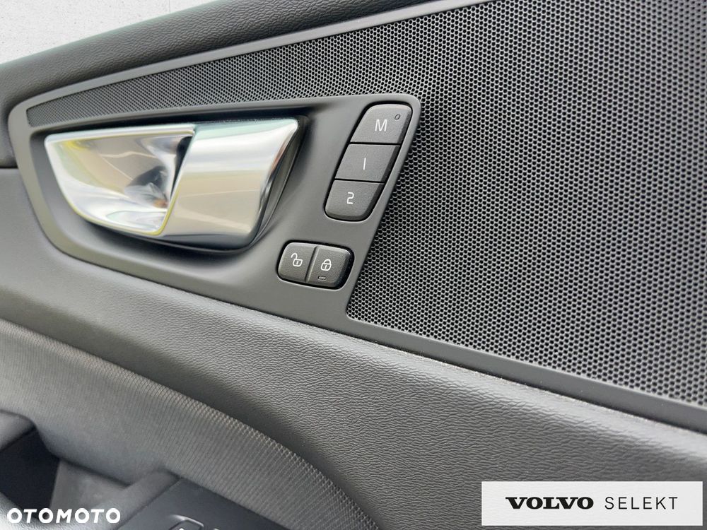 Volvo XC 60 - 22