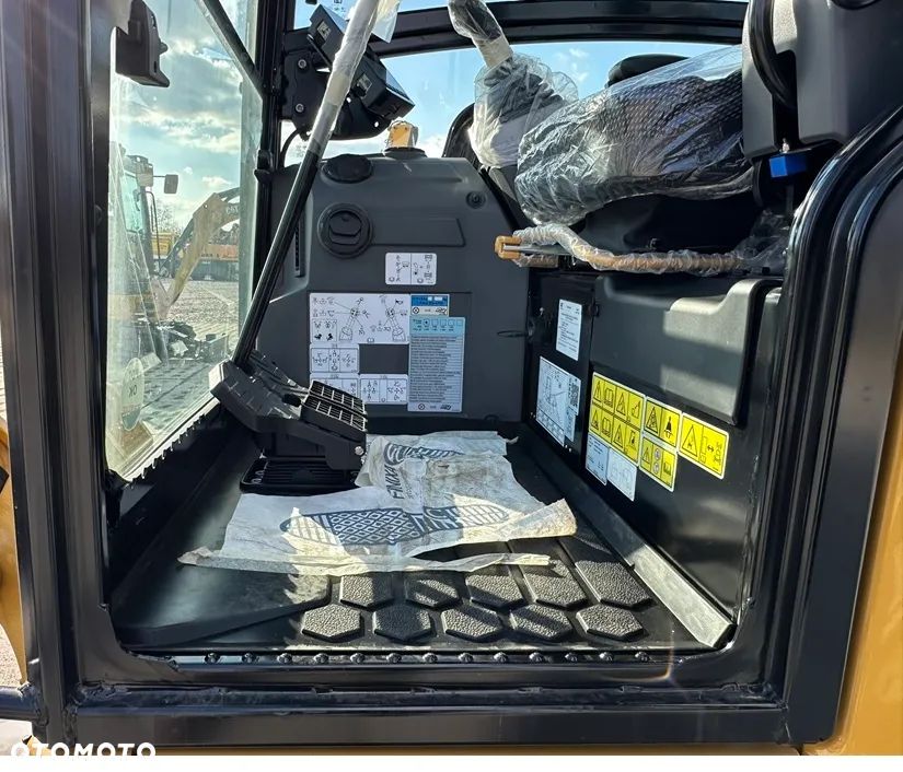 Caterpillar 301.8 Gwarancja Fabryczna  3 Lata ! - 29