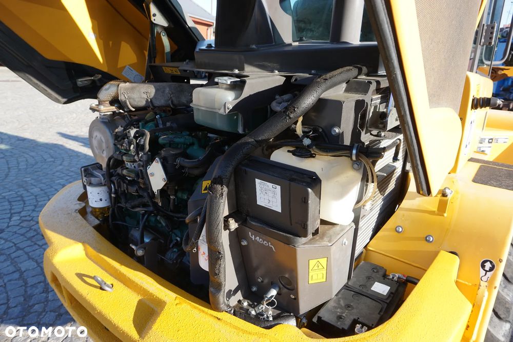 Volvo L 30G 5100h Krokodyl Widly - 11