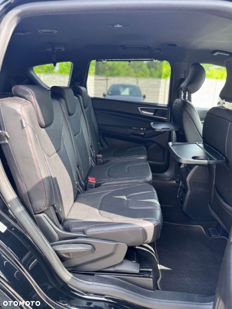 Ford S-Max - 36