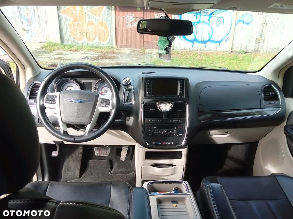 Chrysler Town & Country 3.6 Touring - 3