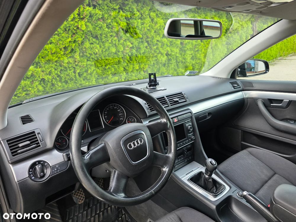 Audi A4 Avant - 17