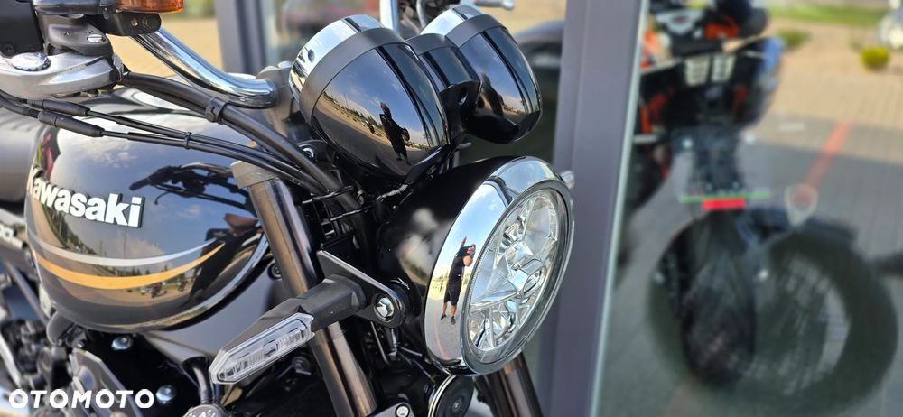 Kawasaki Z - 9