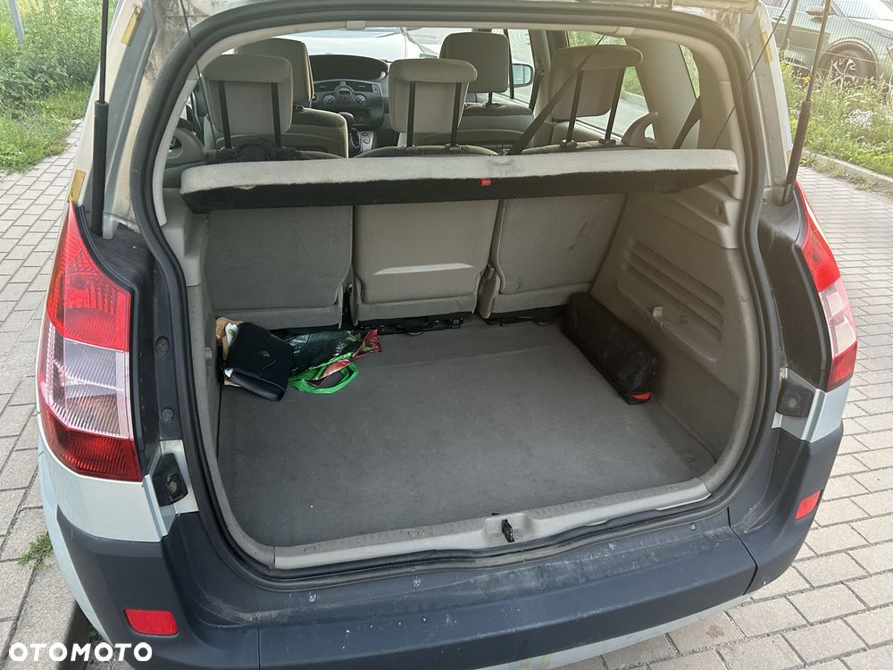 Renault Scenic - 5