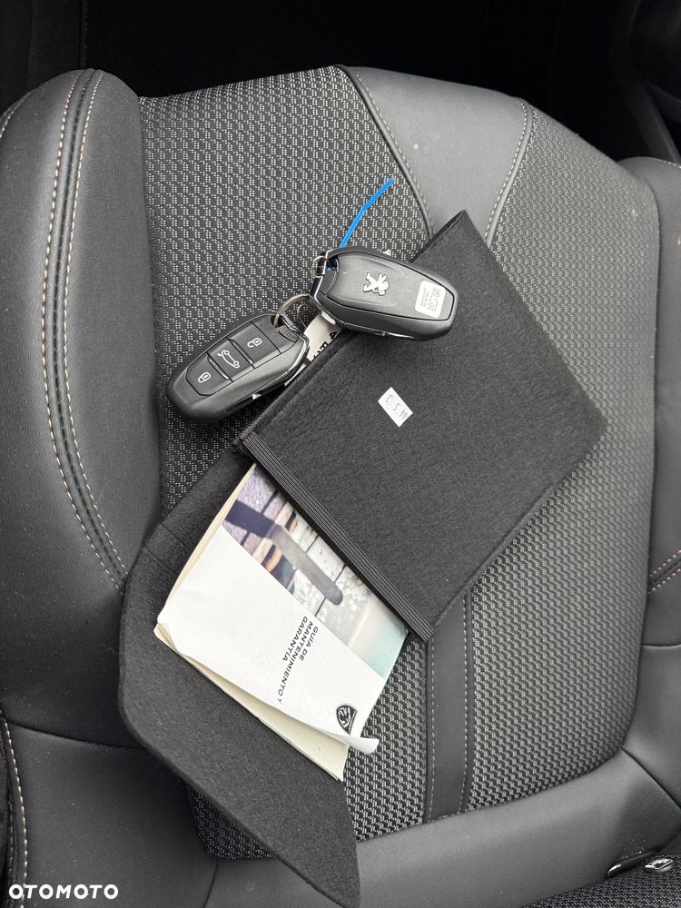 Peugeot 3008 BlueHDi 130 Stop & Start EAT8 GT Pack - 39