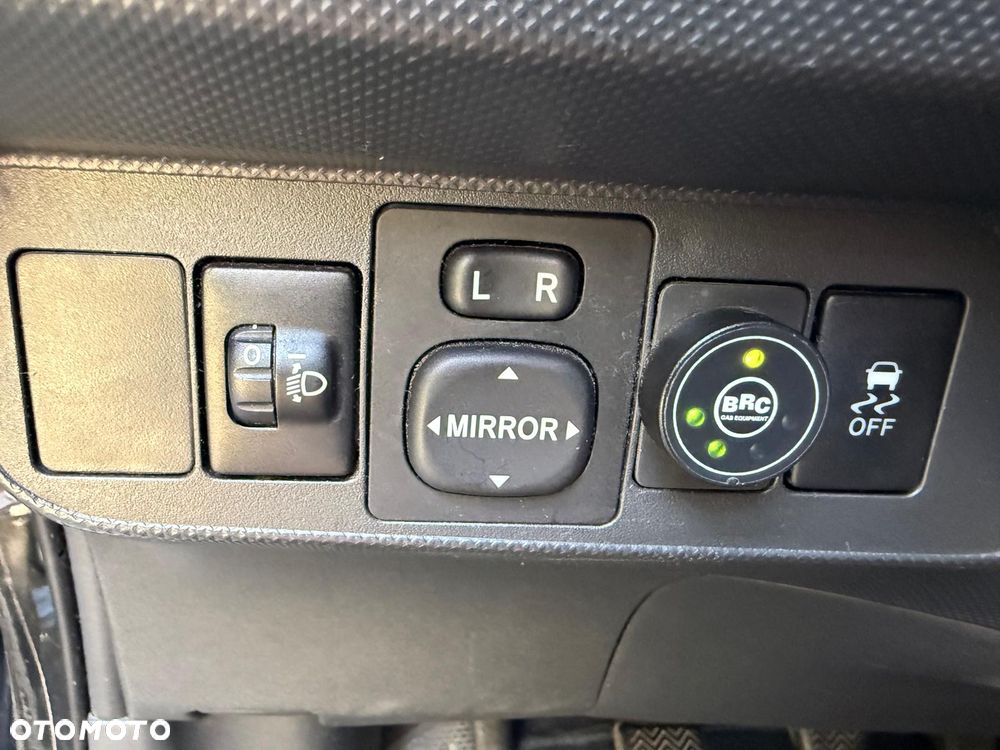 Toyota Auris 1.6 2010 - 20