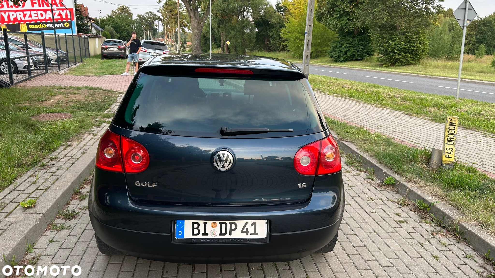 Volkswagen Golf 1.6 Comfortline - 7