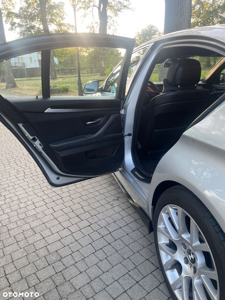 BMW Seria 5 - 12