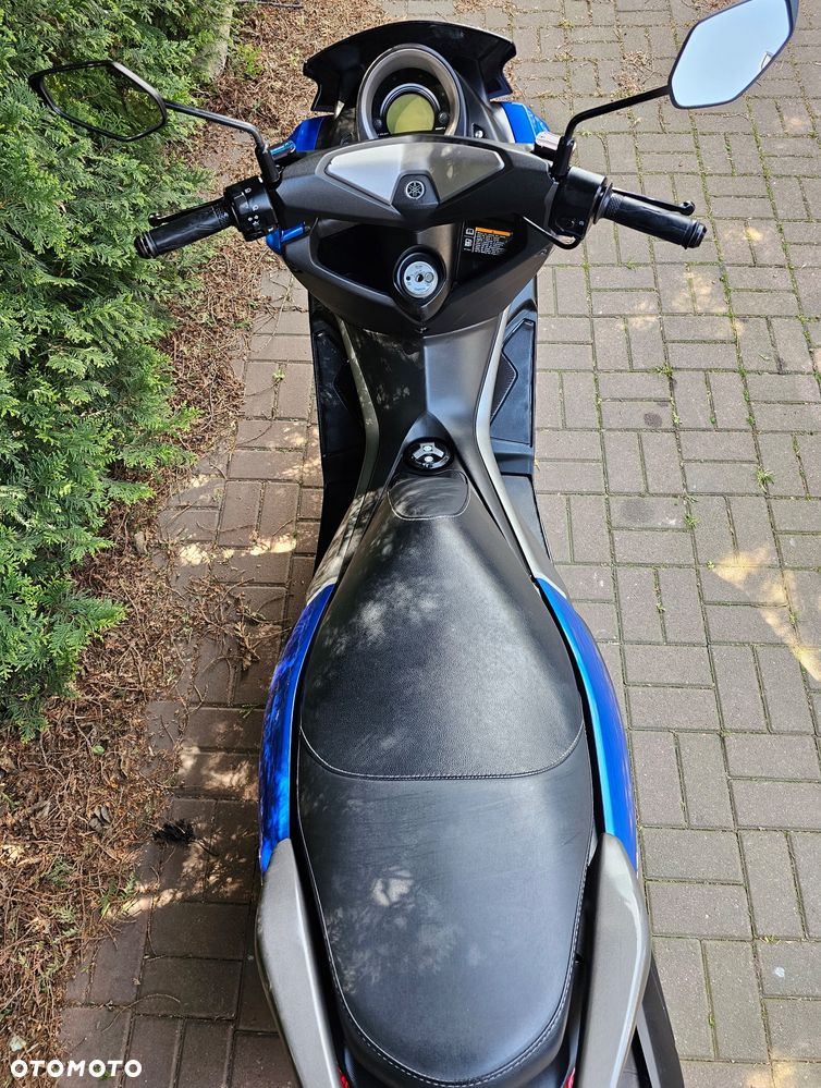 Yamaha NMAX - 14