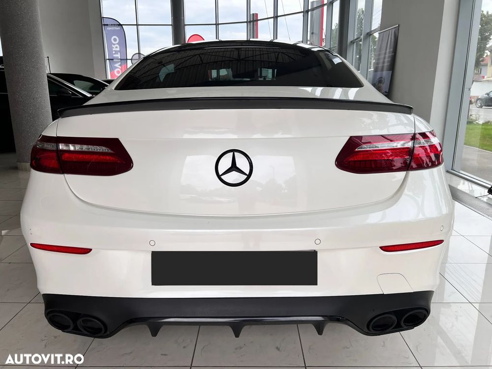 Mercedes-Benz E - 5