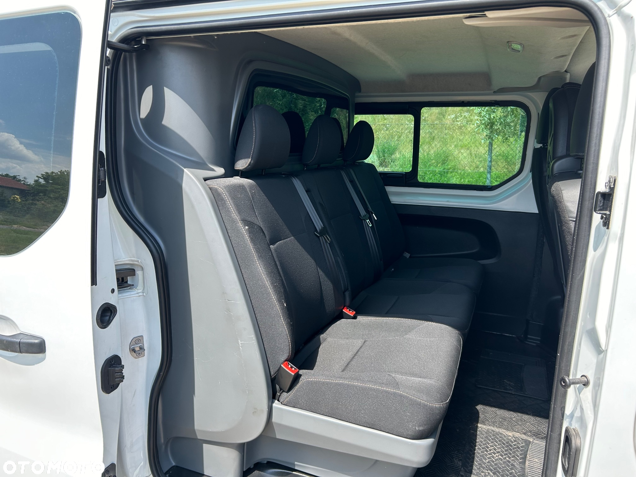 Renault Trafic - 12