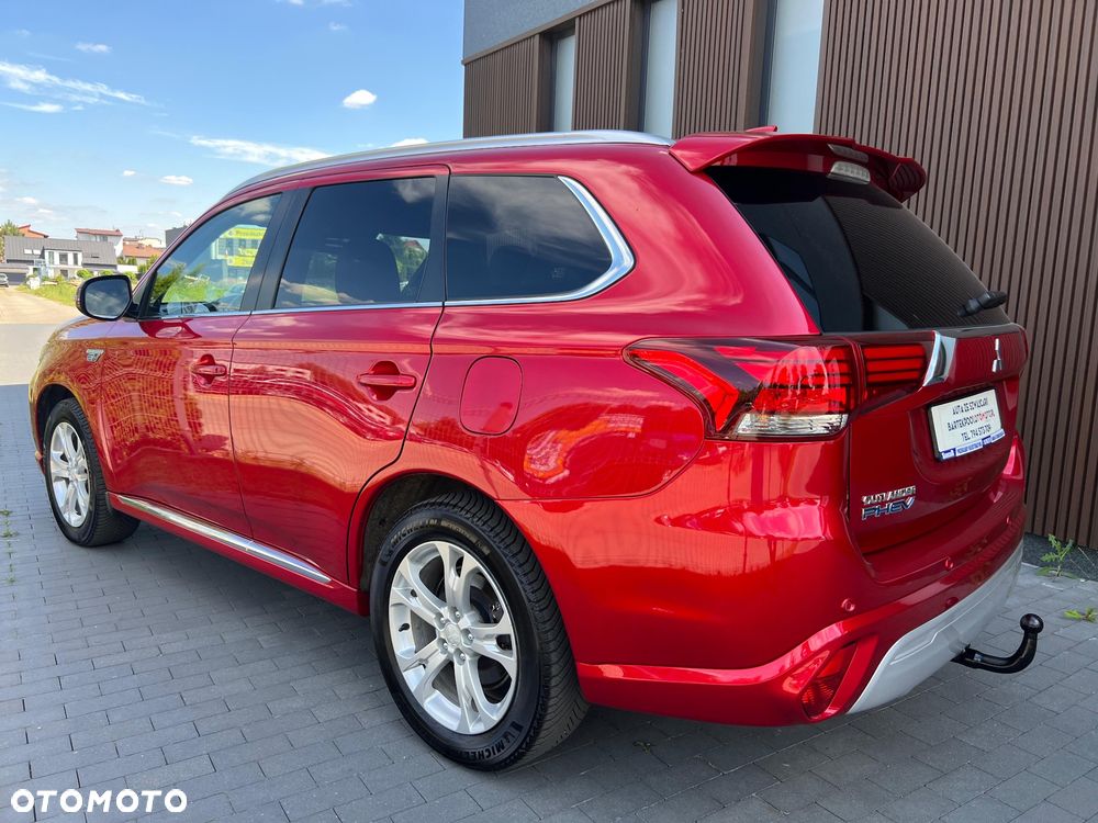 Mitsubishi Outlander 2.4 4WD Diamant - 6