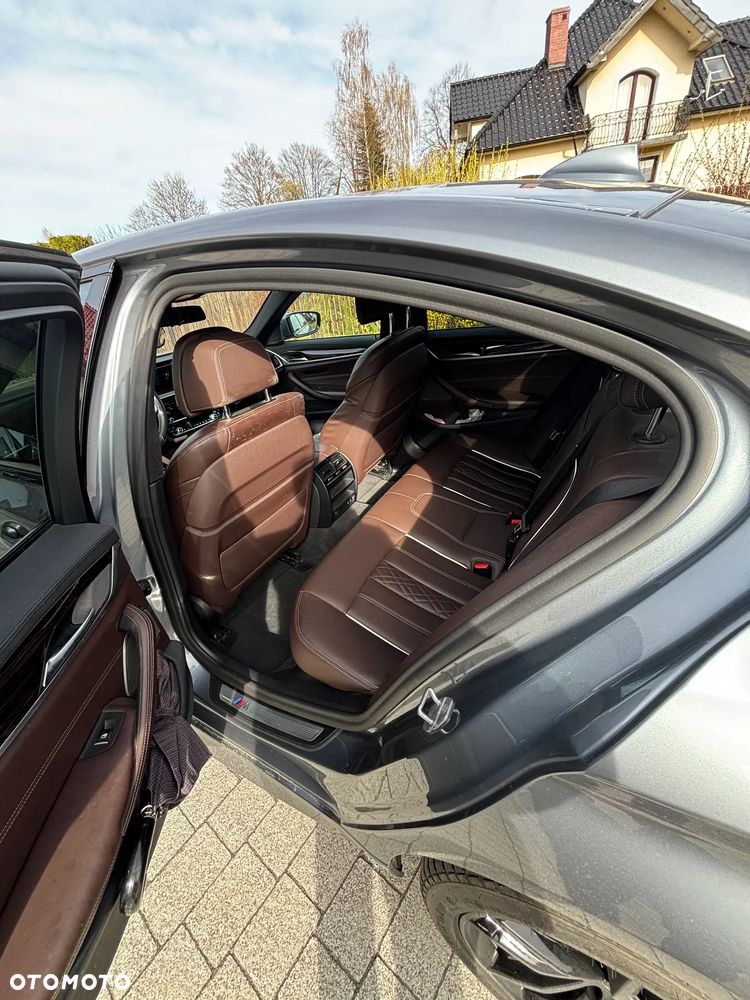 BMW Seria 5 530i xDrive M Sport sport - 9