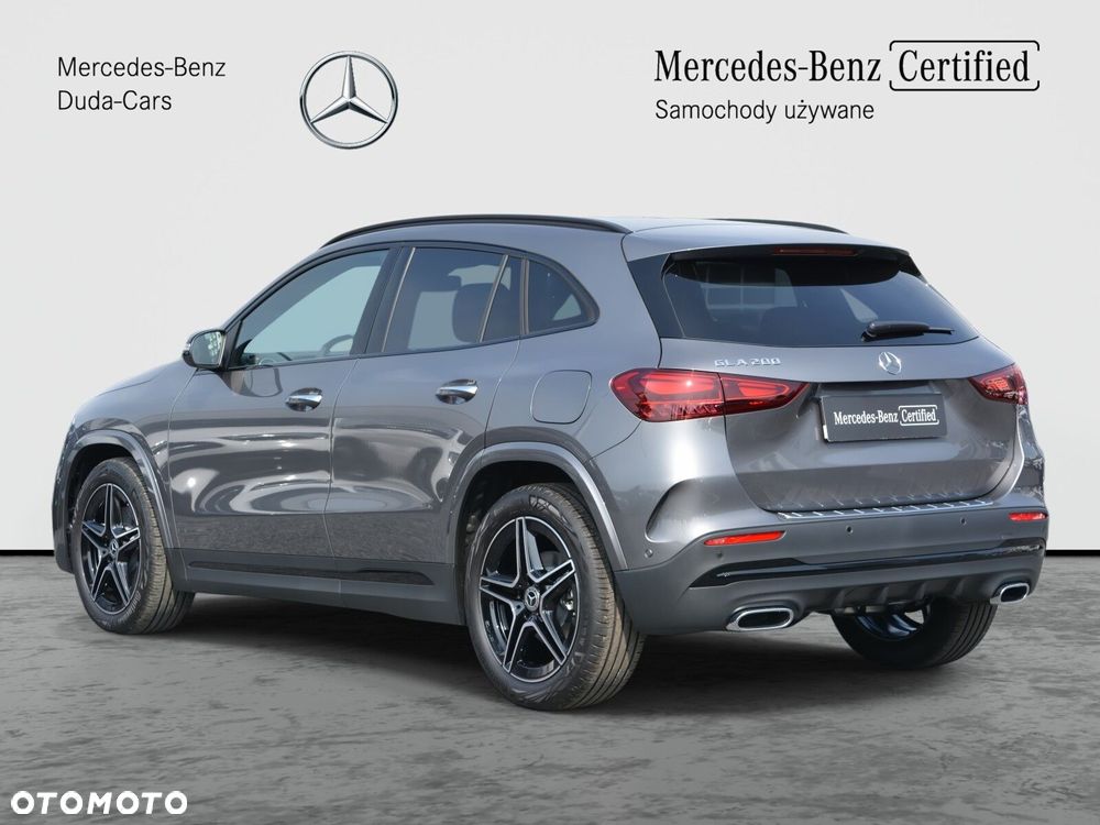 Mercedes-Benz GLA 200 AMG Line - 3
