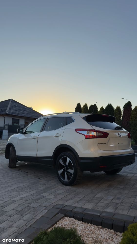 Nissan Qashqai 2014 photo 4