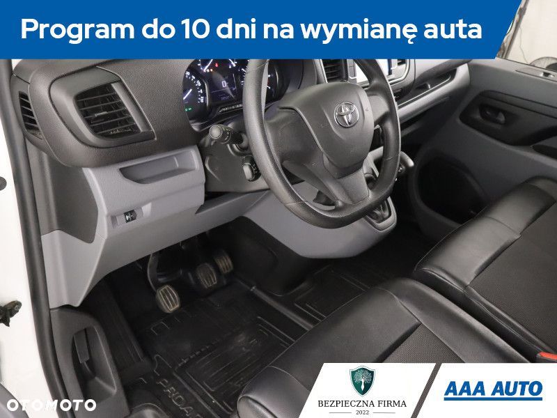 Toyota proace - 9