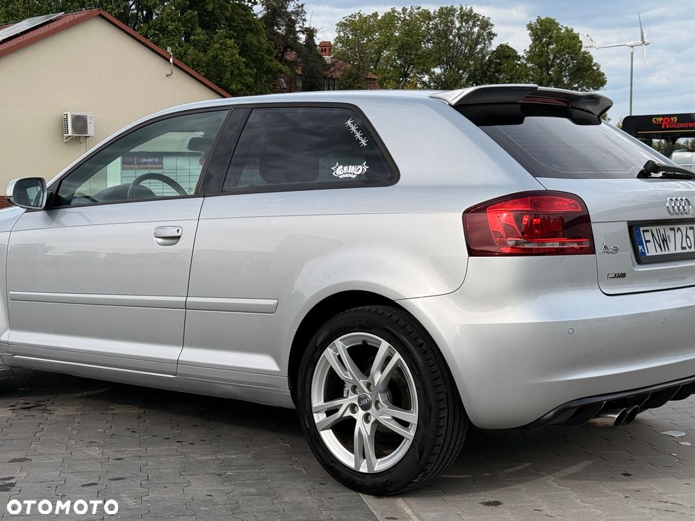 Audi A3 3-drzwiowe 1.4 TFSI Ambiente - 3
