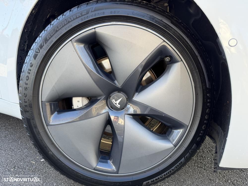 Tesla Model 3 Standard Range Plus RWD - 3