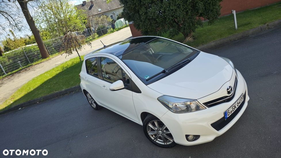 Toyota Yaris 1.33 Premium - 3