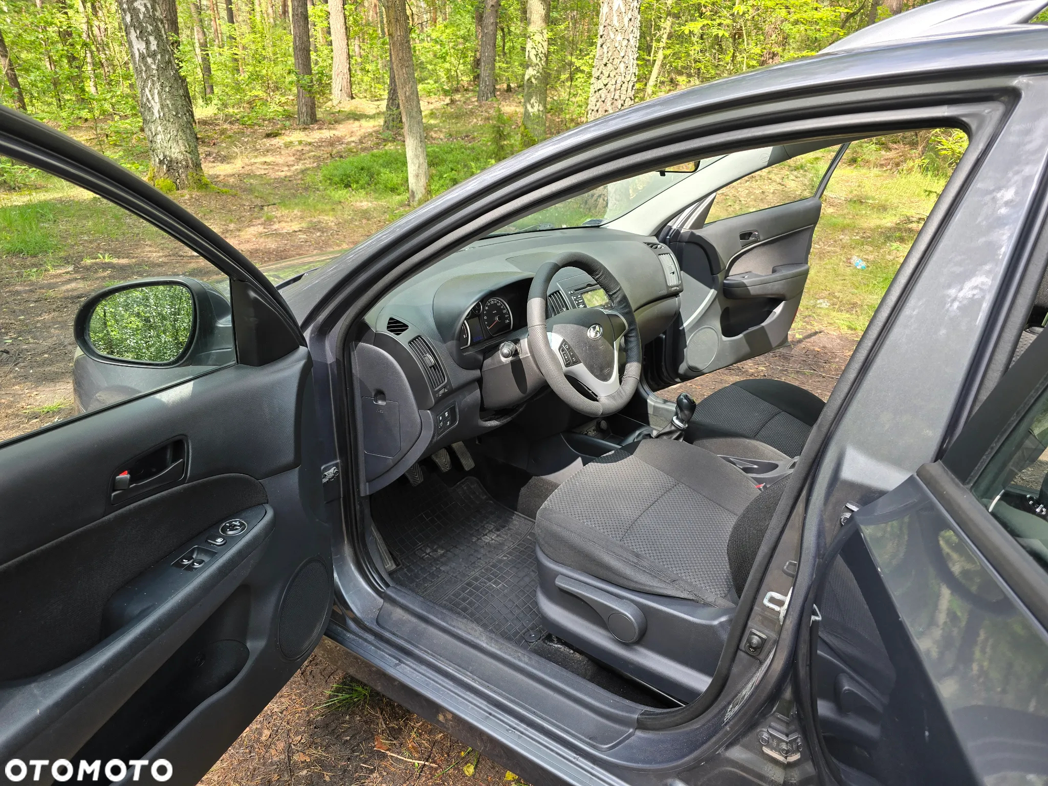 Hyundai i30 1.4 Base + - 8